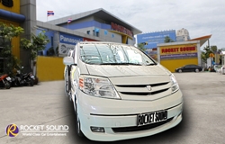 Toyota Alphard E-Four Hybrid