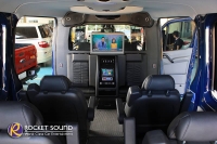 MERCEDES BENZ New Sprinter ความบันเทิงในการเดินทาง ระบบเสียงสมบูรณ์แบบ ลำโพง Micro-Precision
