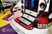 TOYOTA Yaris กลายเป็น PARTY CAR สุด CHIC เต็มไปด้วยสีสันของการออกแบบ พลังเสียงที่หนักแน่น ทรงพลัง