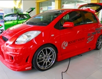 YARIS ROCKET DJ 3D FOR FUN